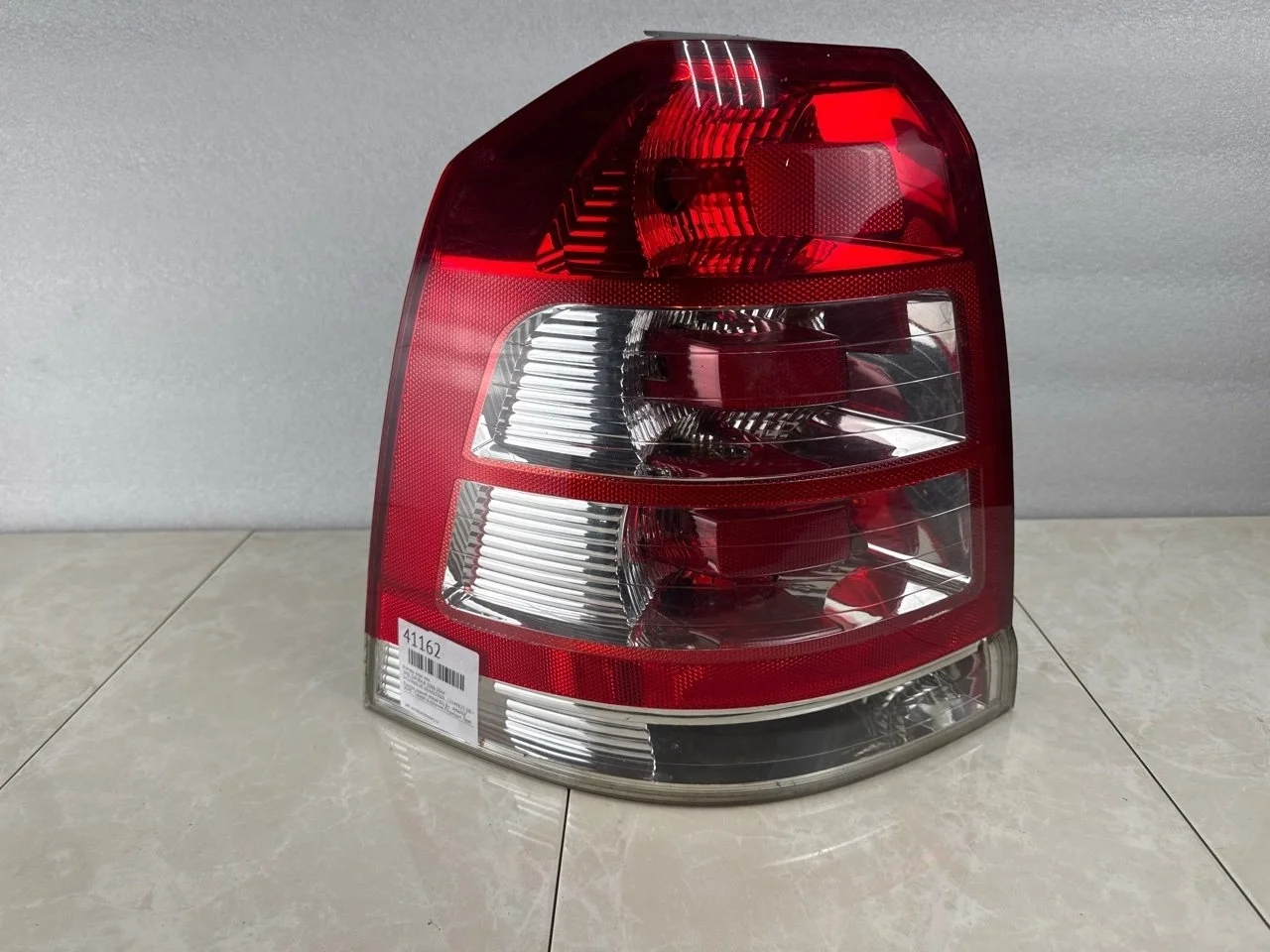 Фонарь Opel Zafira B 2008-2014 4421960LUE, задний левый