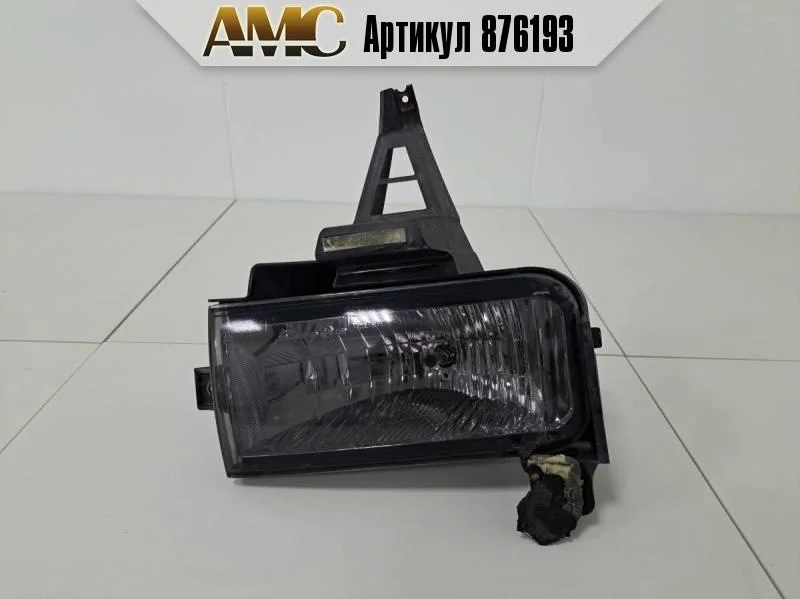 Фара противотуманная левая Toyota Land Cruiser J200 2007-2015