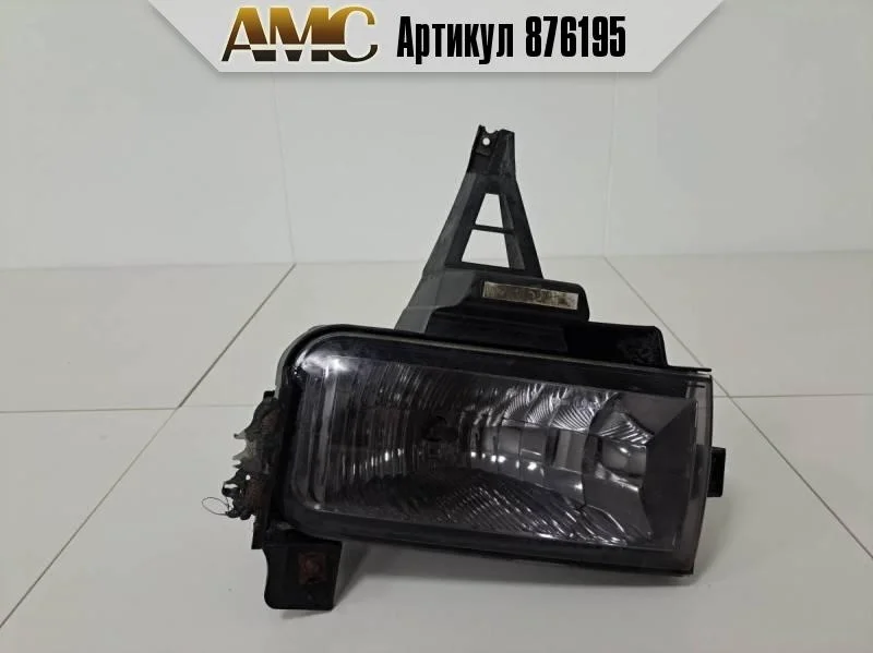 Фара противотуманная правая Toyota Land Cruiser J200 2007-2015