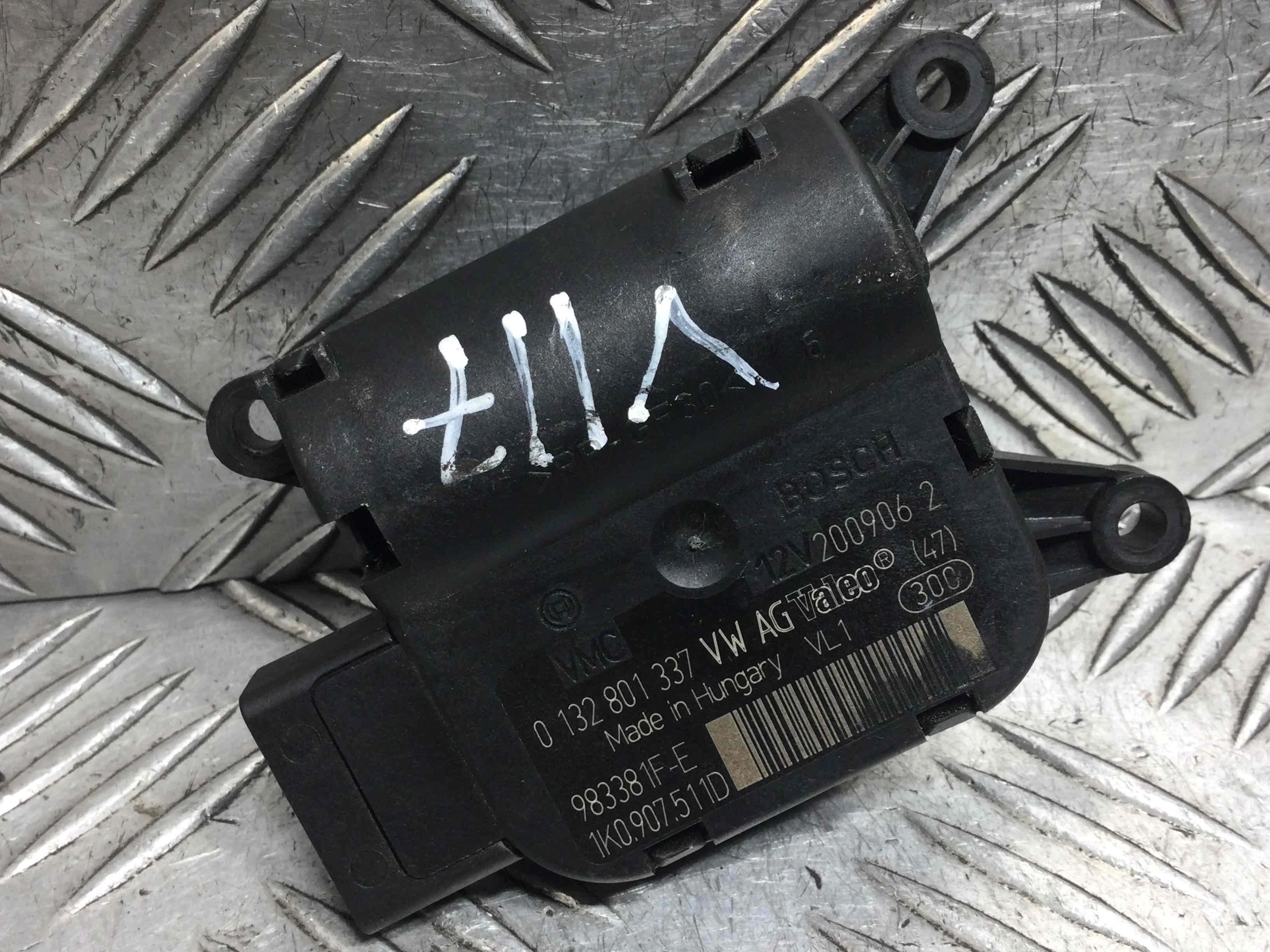 Моторчик заслонки печки Skoda Octavia Tour [рестайлинг] (2000-2010) дизель 2.0 TDI Механика Универсал