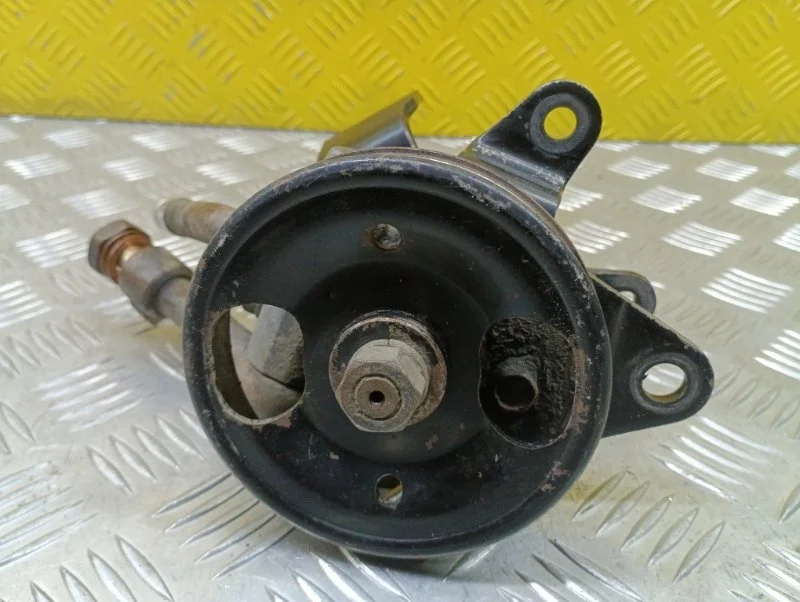Насос гидроусилителя руля Nissan Navara (D40) 2004-2015 2010 Пикап