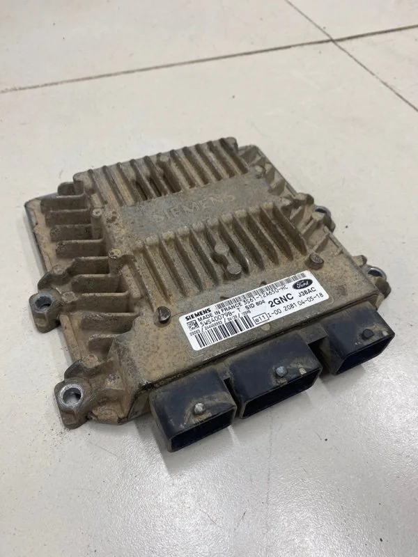 Блок управления двигателем Ford Fusion F6JA 2004