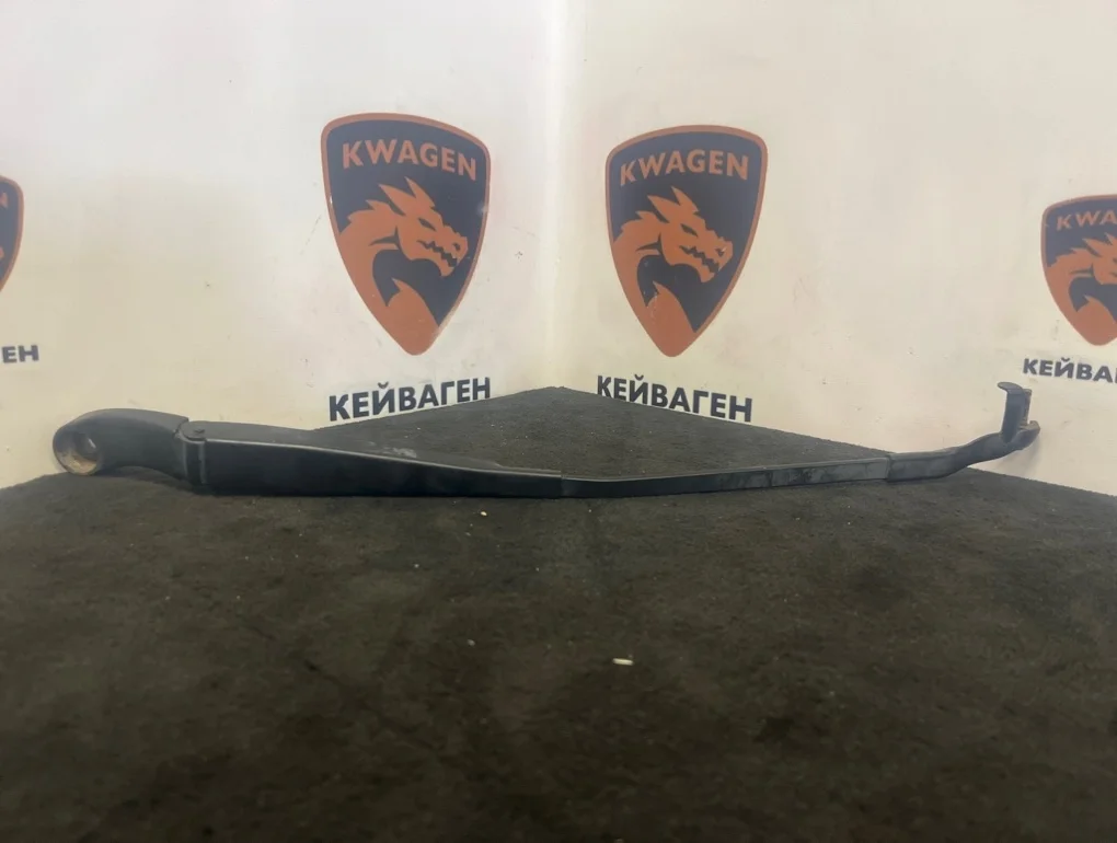 Дворник лобового стекла Volkswagen Touareg 2007 7L
