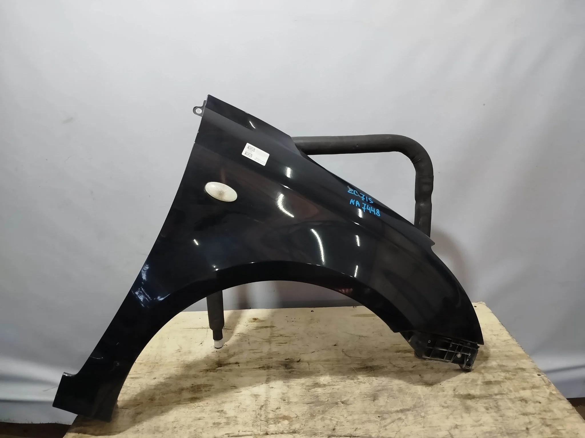 КРЫЛО SUZUKI SWIFT ZC11S ZC21S ZC31S ZC71S ZD11S ZD21S 5761163J01 ПЕРЕДНЕЕ ПРАВОЕ черный, ZJ3 NA7448
