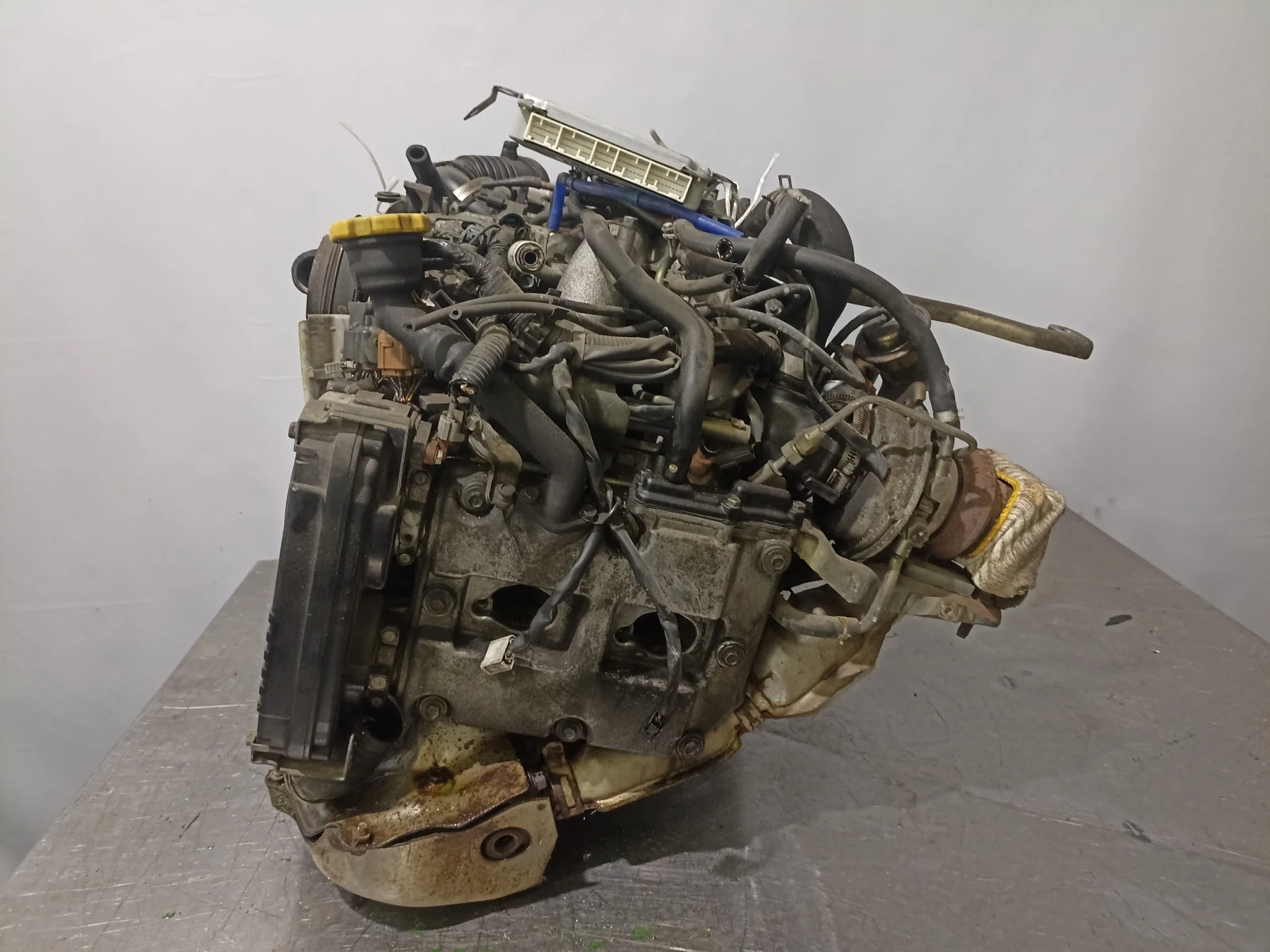 Двигатель SUBARU EJ206 LEGACY BE5 BH5 DOHC 4WD 10100BJ320 NA7334-B340549