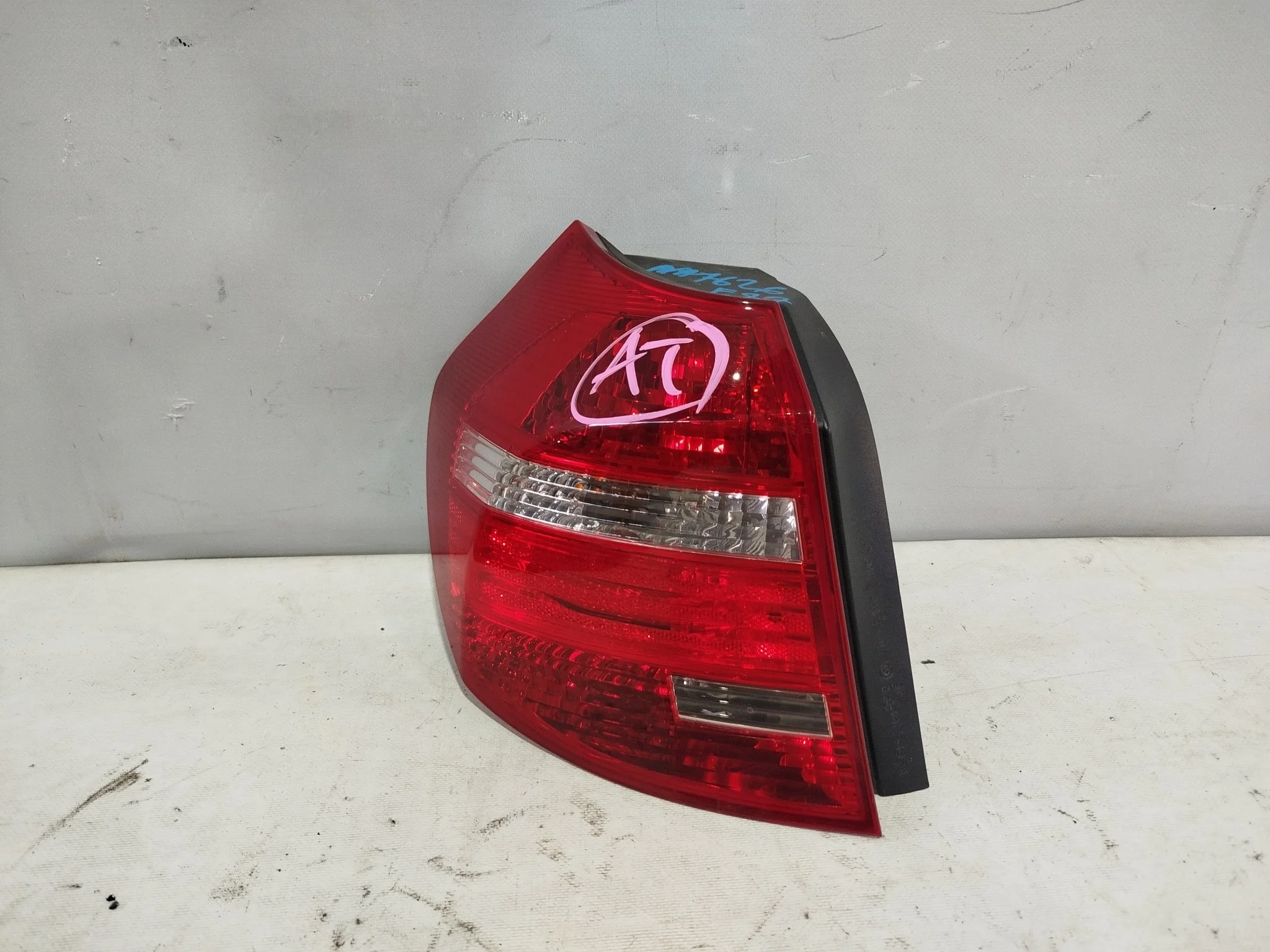 ФОНАРЬ BMW 1-SERIES E81 E87 1742 LED 2 МОДЕЛЬ ЛЕВЫЙ 63217181297 NA7626