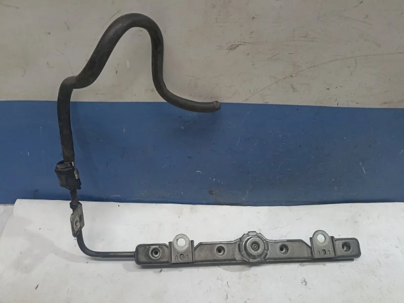Рампа топливная Toyota Corolla 2006 2380722030 E120 1.6 3ZZ