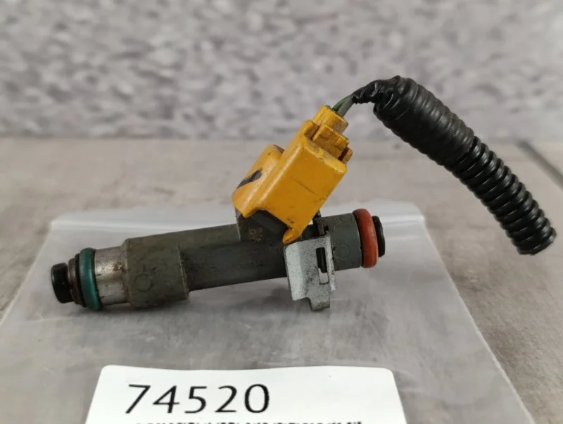 Форсунка топливная Volvo XC90 2008 C_79