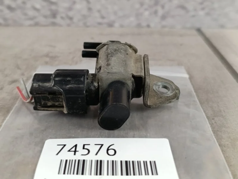 Электромагнитный клапан Nissan Murano 2009 Z51