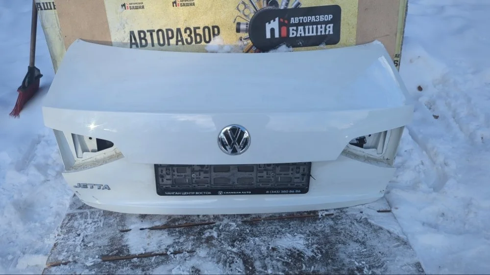 Крышка багажника Volkswagen Jetta 2018 6
