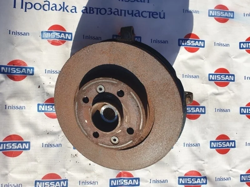 Кулак поворотный Nissan Almera 2014 400154AA0A G15 K4M, передний левый