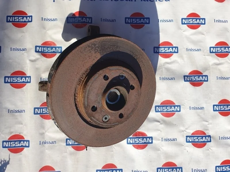 Кулак поворотный Nissan Almera 2014 400144AA0A G15 K4M, передний правый