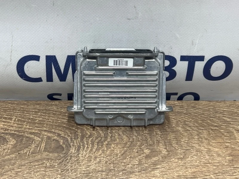 Блок розжига ксенона Volvo S60 89089352 С60 1.6 B4164T, правый