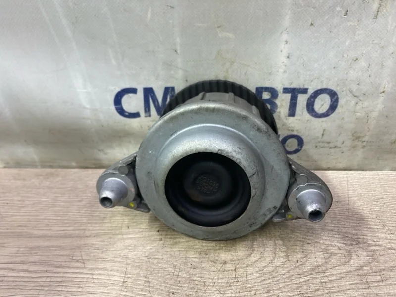 Опора ДВС Mercedes-Benz E-Class 2012 A2042404217 W212 271.860