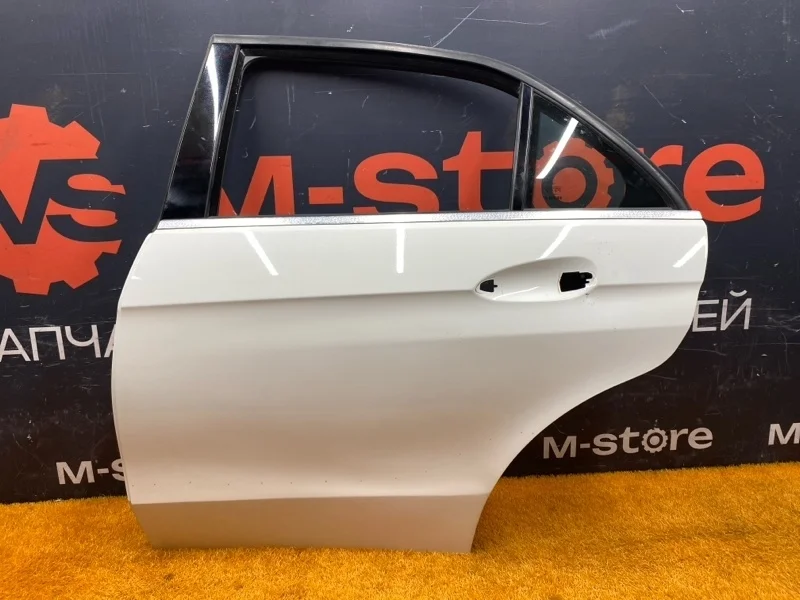 Дверь Mercedes-Benz -class 2013 W212