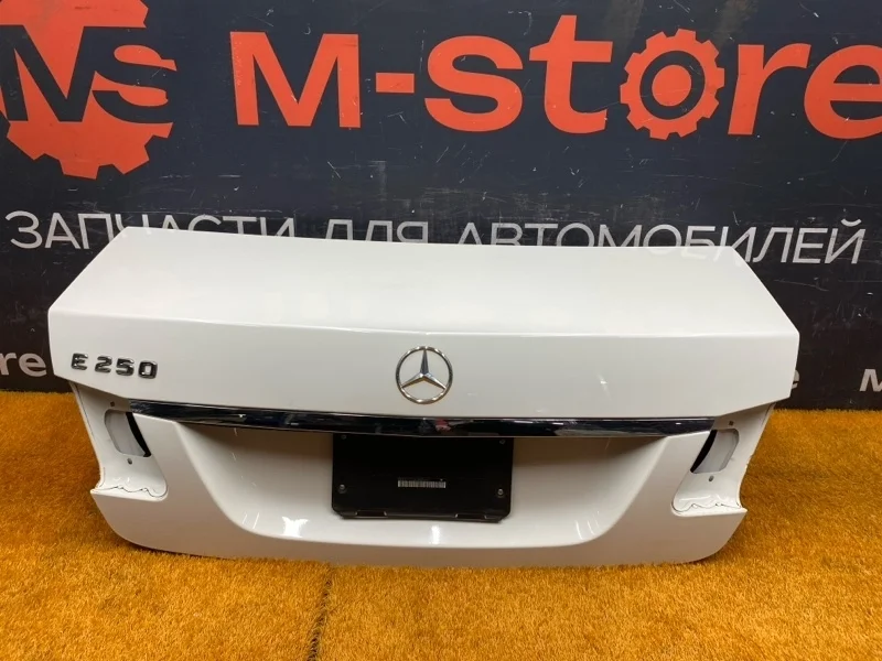 Крышка багажника Mercedes-Benz -class 2013 W212