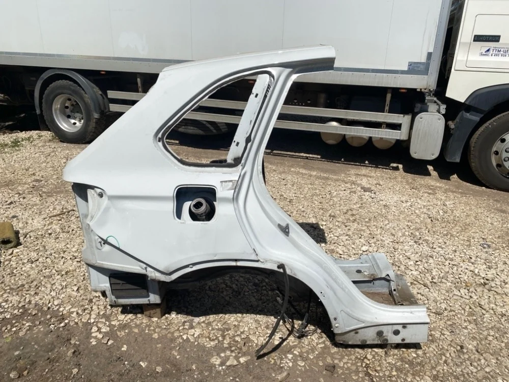 Четверть задняя BMW X5 F15