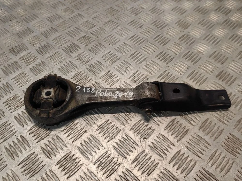 Подушка опора двигателя Volkswagen Polo V