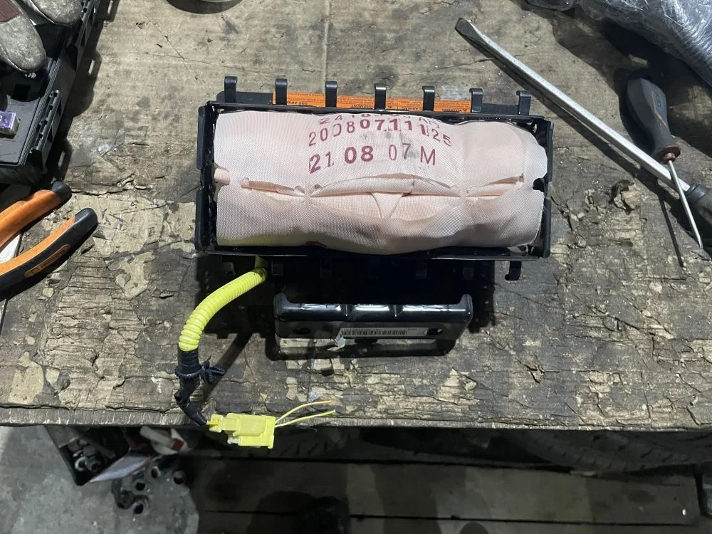Подушка безопасности airbag пассажира nissan tiida C11