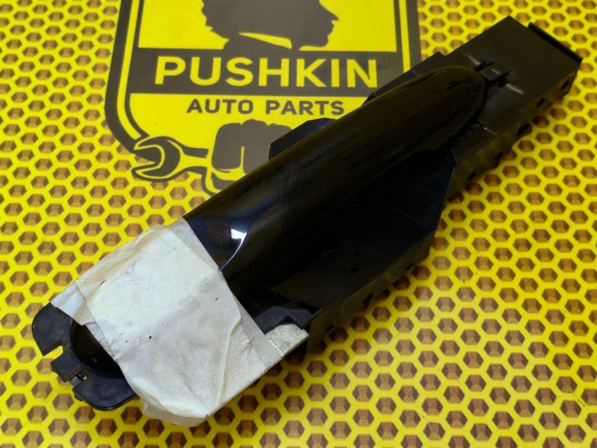Ручка двери внешняя Nissan Juke 2011 F15