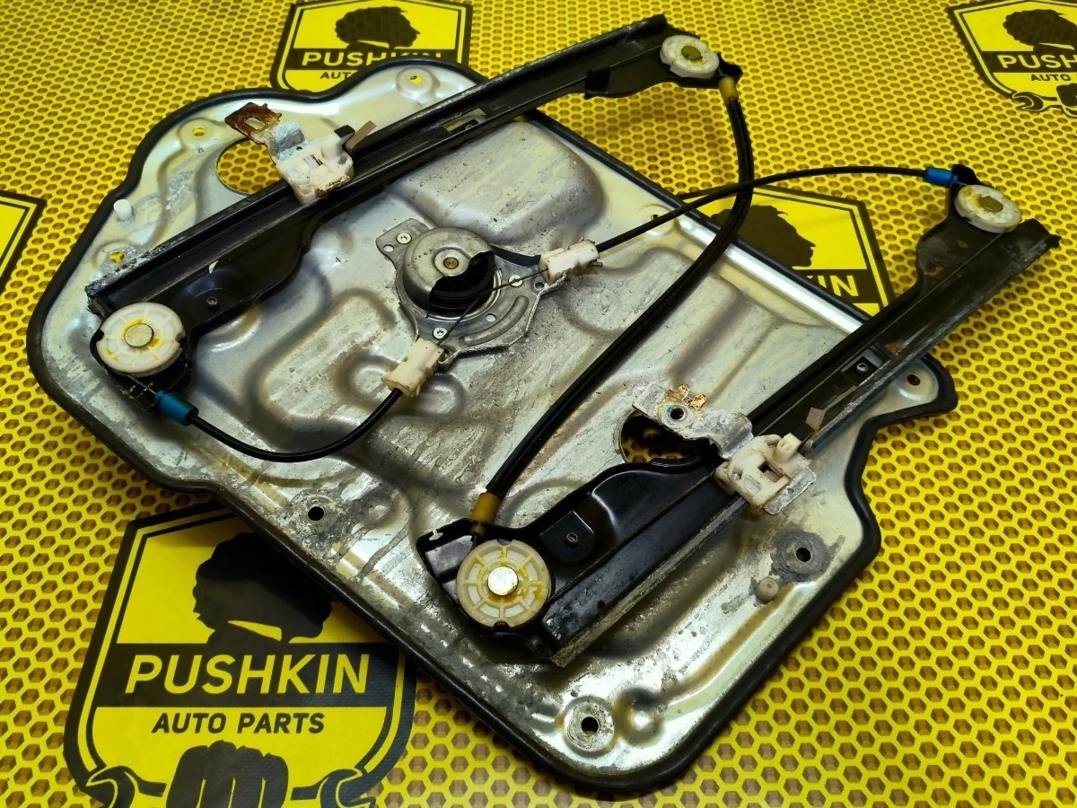 Стеклоподъемник двери Nissan Qashqai 2012 J10