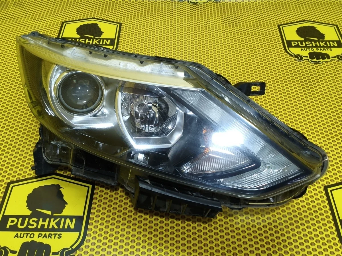 Фара Nissan Qashqai 2018 J11