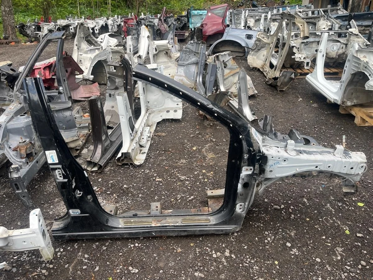 Часть кузова отрезная четверть Nissan Qashqai 2010 J10E
