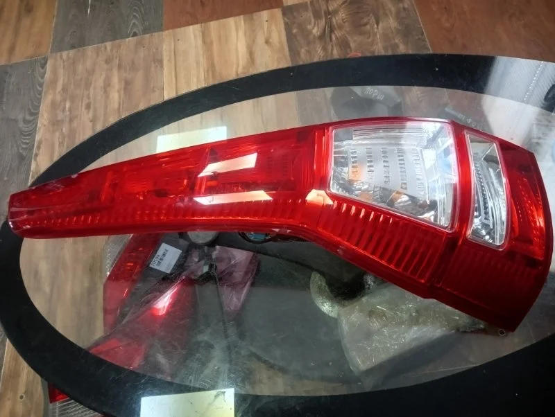 Фонарь Honda CR-V 3 2007-2012
