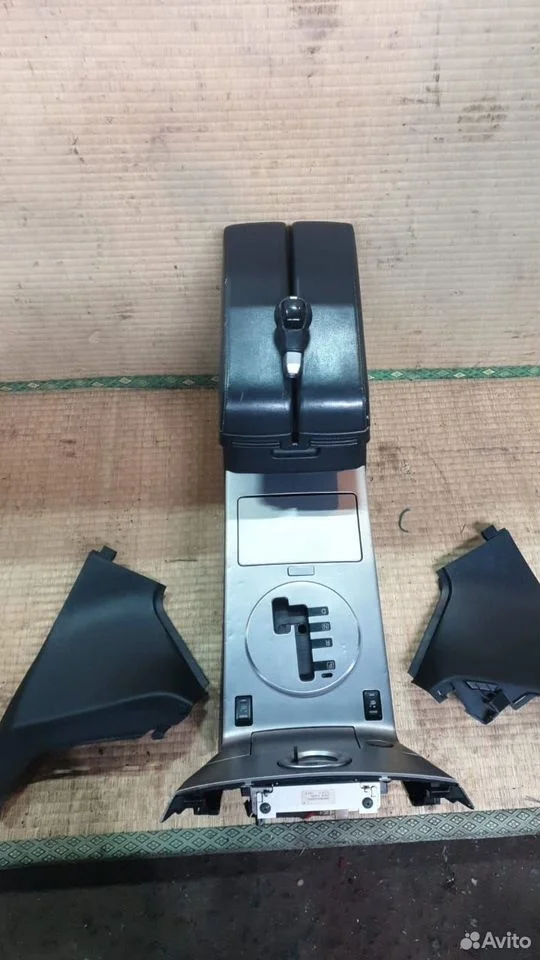 Консоль подлокотник инфинити fx35 s50