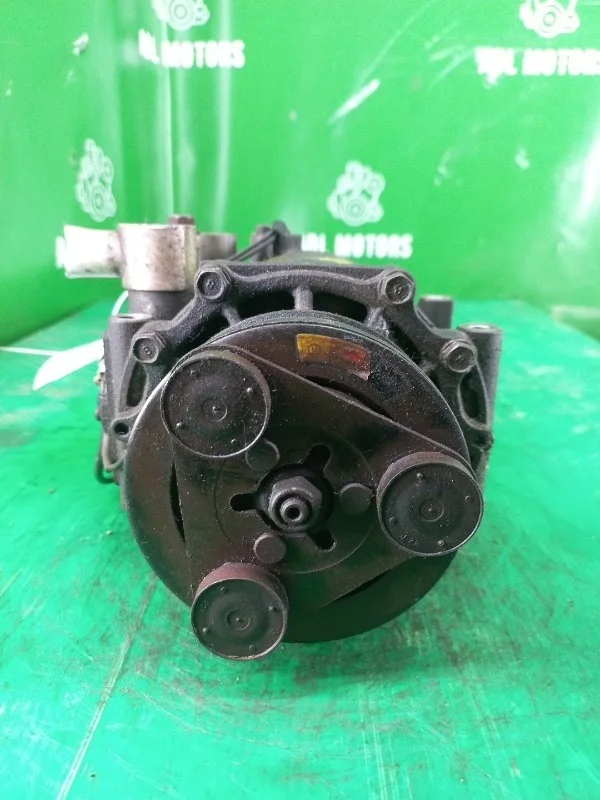 Компрессор кондиционера Mitsubishi Outlander 1 2002-2008