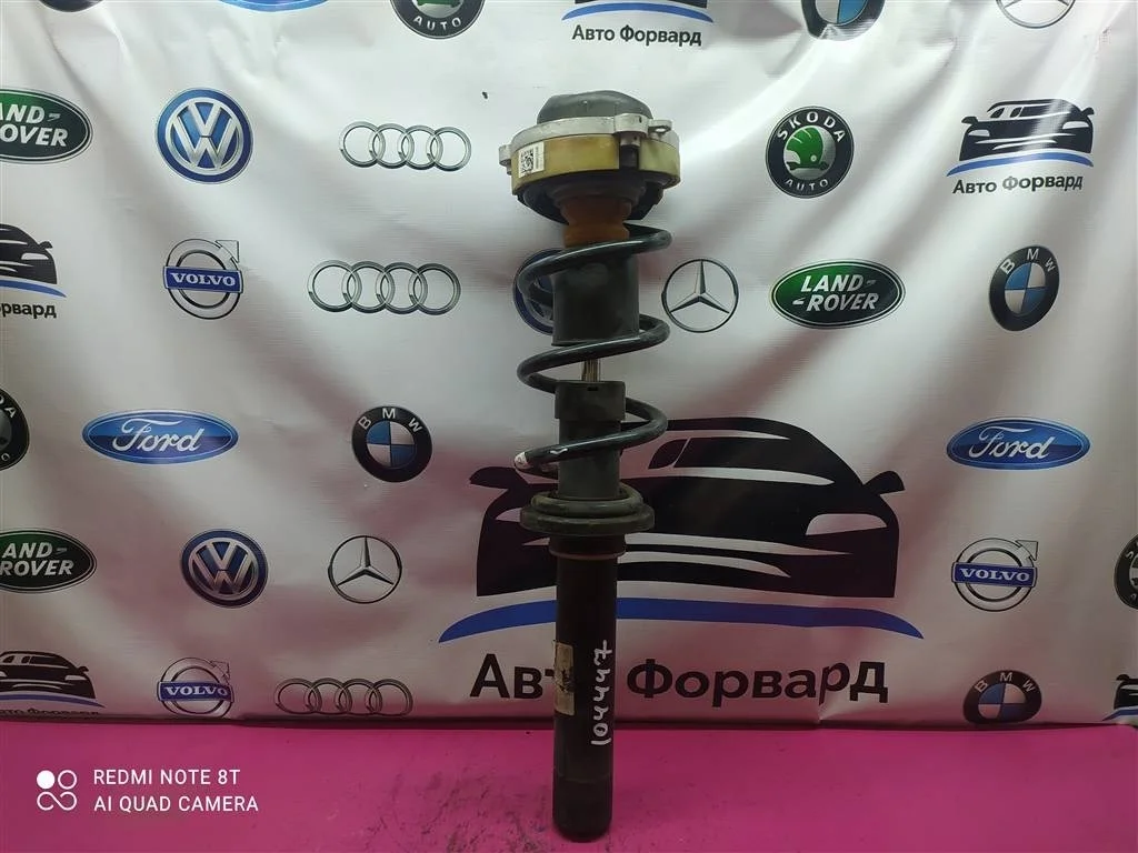 Стойка амортизатора перед Audi A4 B9 A5 8W0413031
