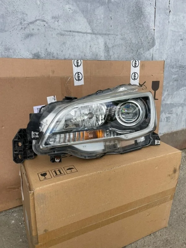 Фара светодиодная Subaru Outback 5