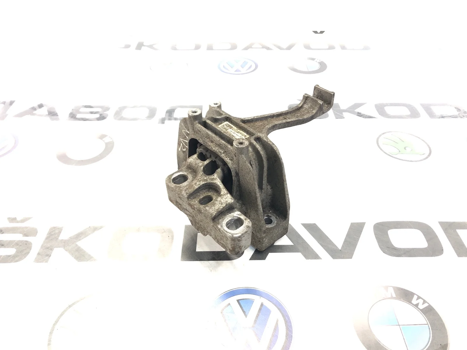 Опора двигателя Skoda Octavia Rs 2014 5Q0199262BJ A7 (5E)