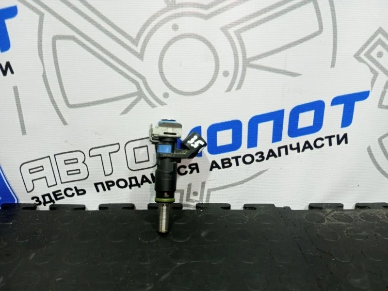 Форсунка топливная Chevrolet Cruze J300 F16D4 2008