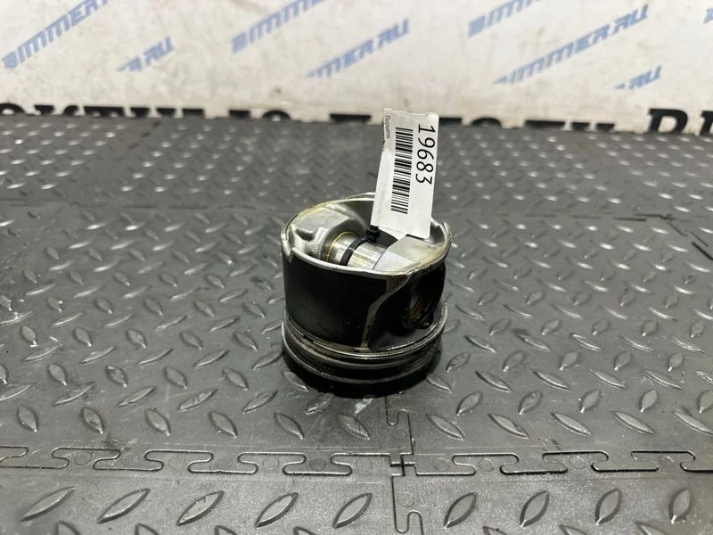 Поршень Bmw 11257799883 E91 M57