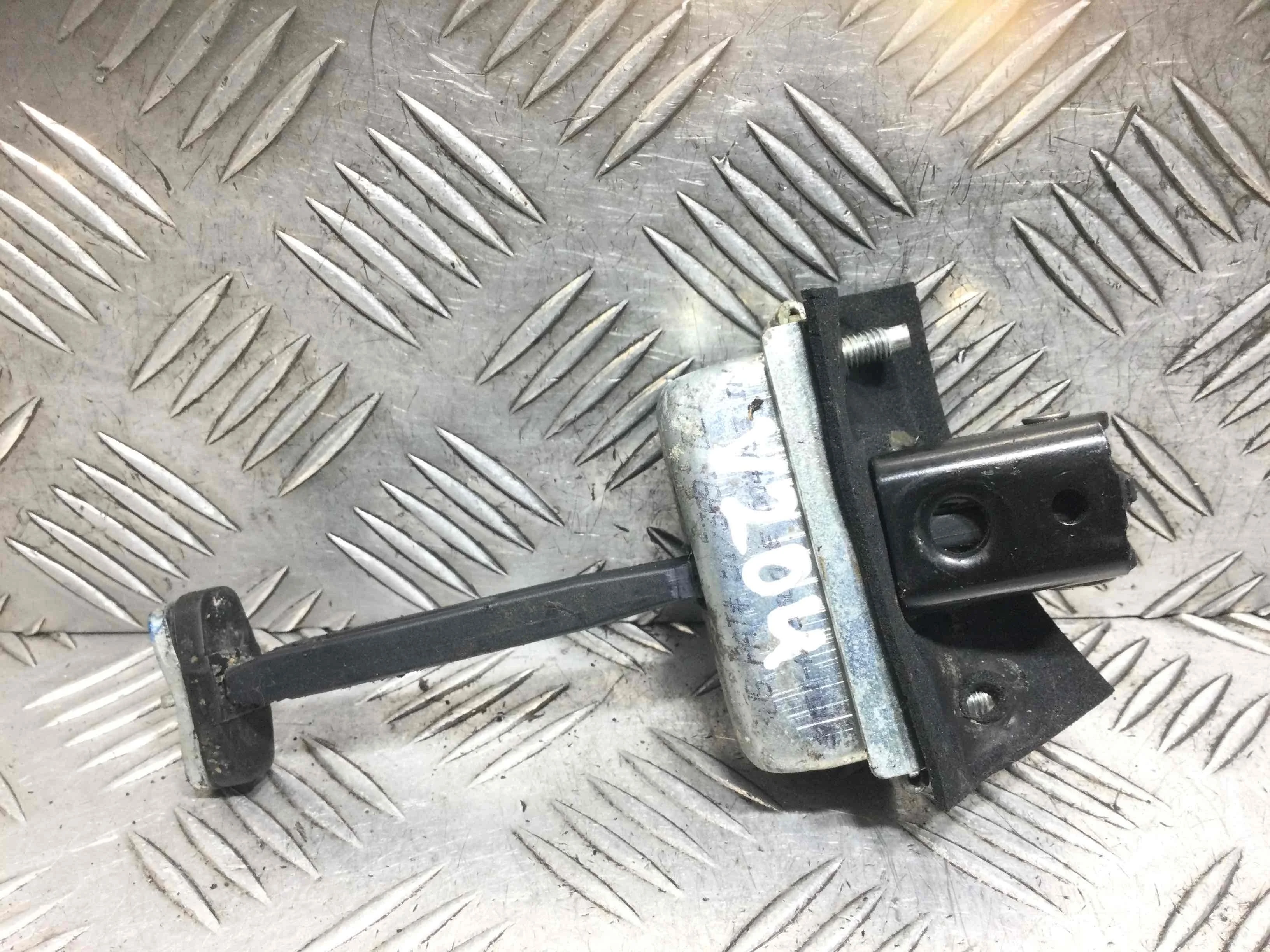 Ограничитель открывания двери Ford C-MAX 1 поколение (2003-2007) дизель 2.0 TDCi Механика Минивэн