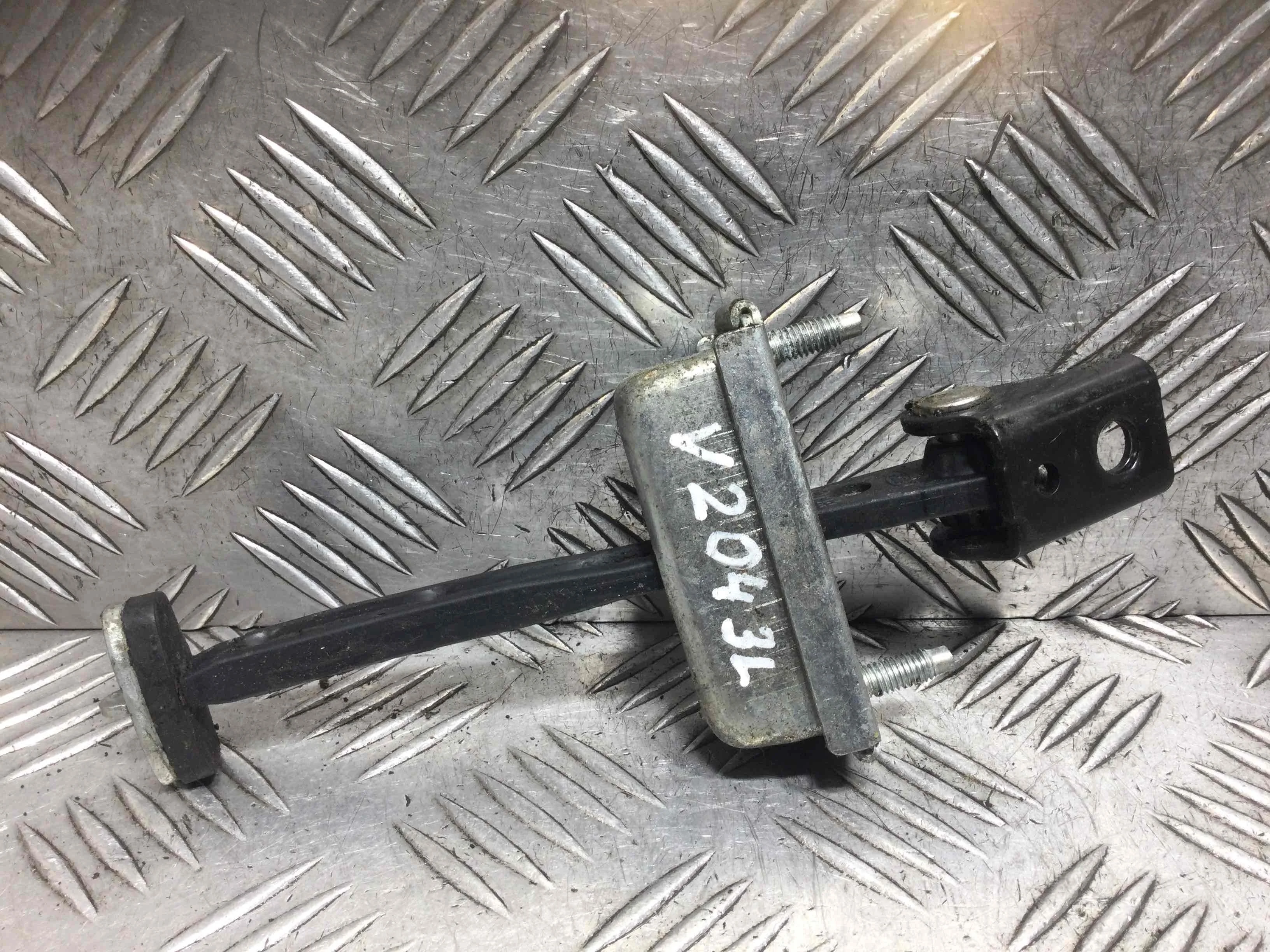 Ограничитель открывания двери Ford C-MAX 1 поколение (2003-2007) дизель 2.0 TDCi Механика Минивэн