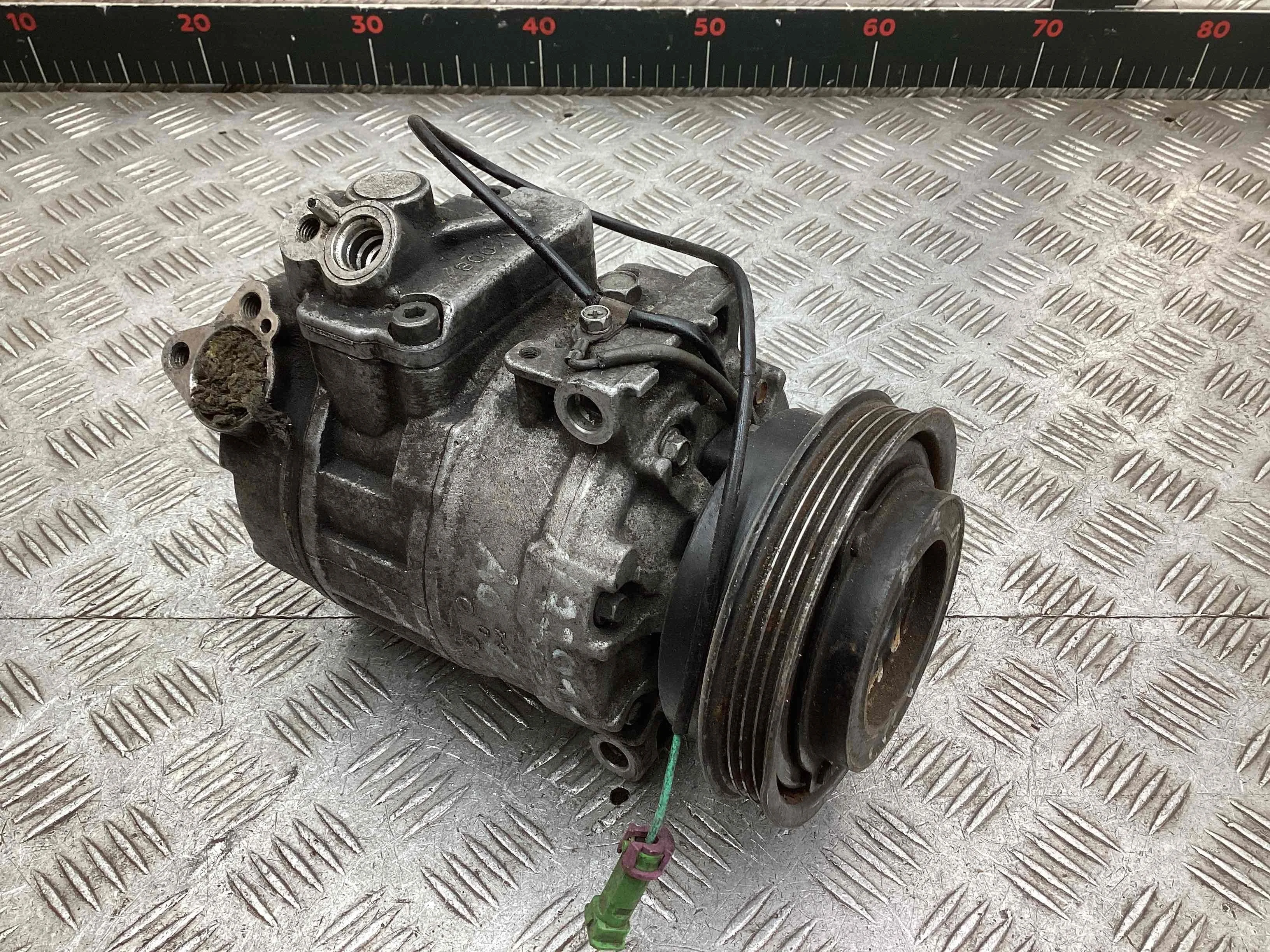 Компрессор кондиционера Audi A6 C5 (4B) 1997-2001 2001 2,5 Дизель