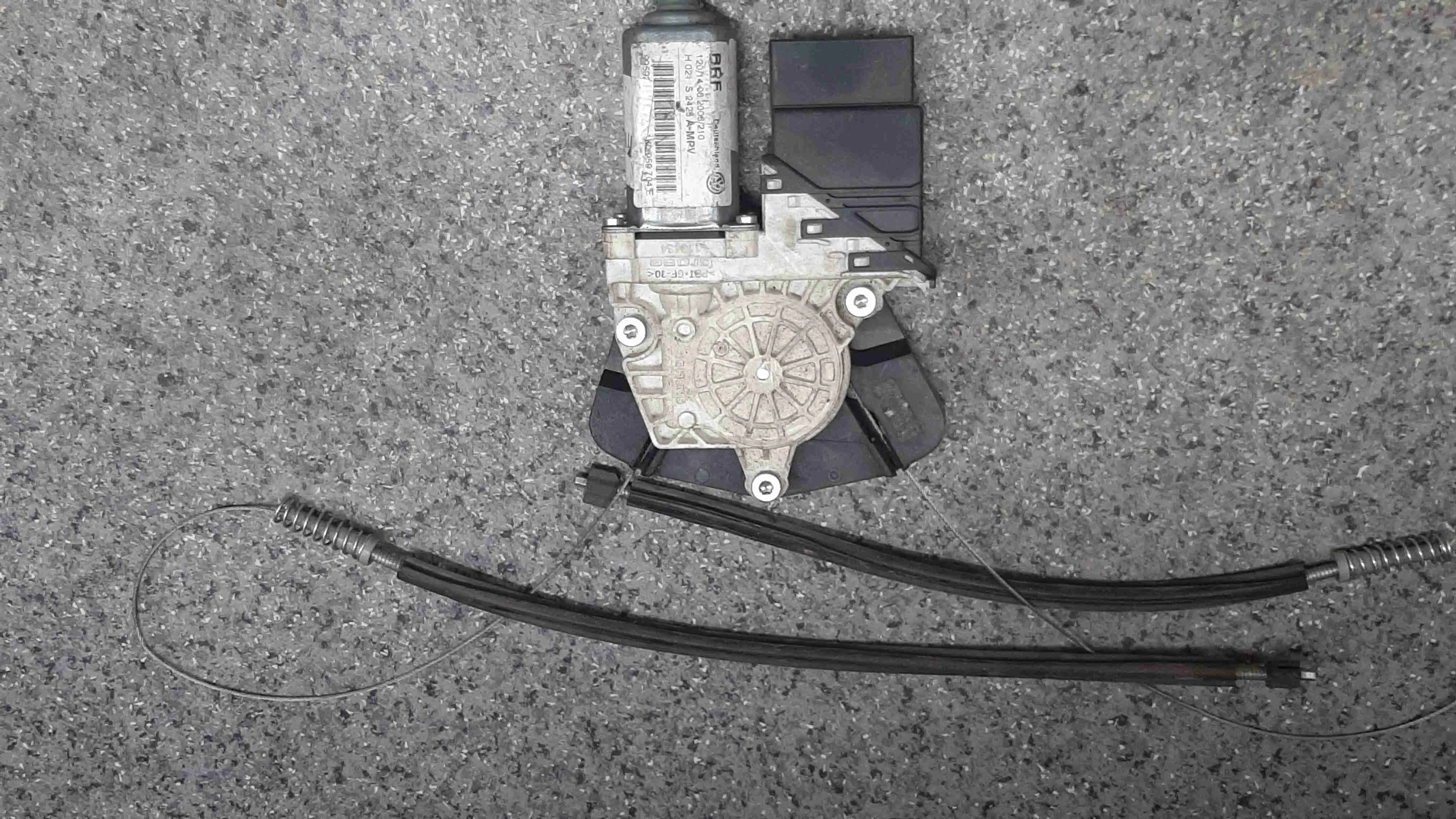 Моторчик стеклоподъемника задний правый Volkswagen Touran I (1T) 2003-2006 2004