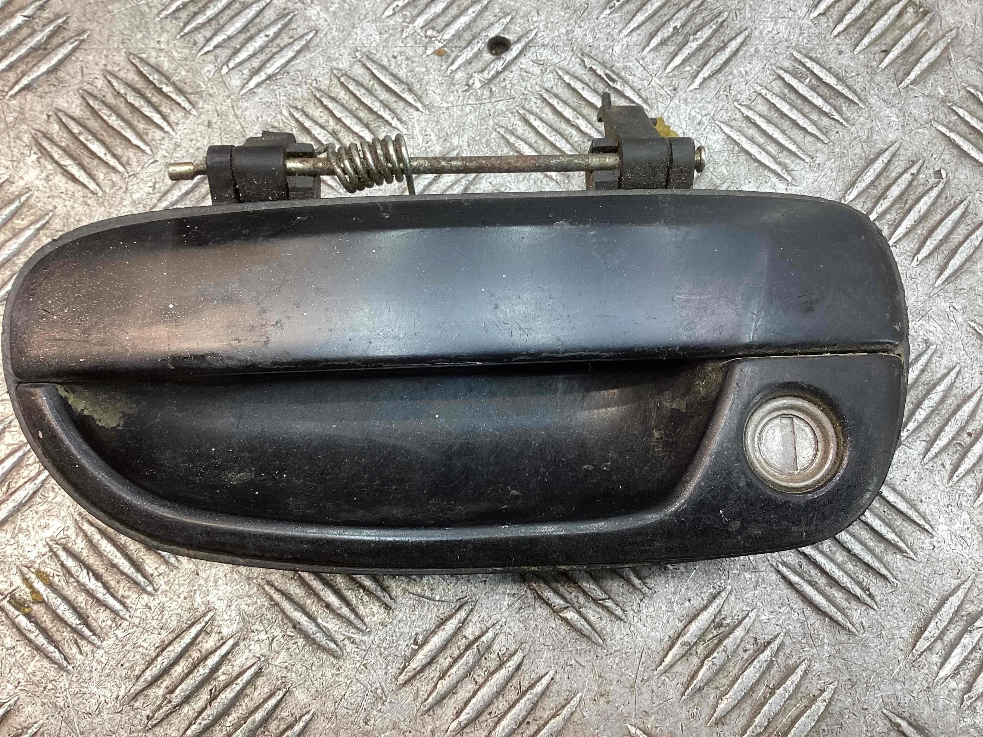Ручка наружная передняя левая Hyundai Accent II (LC) 1999-2013 2000