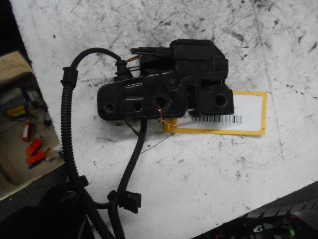 Замок капота Volkswagen Touran I (1T) 2003-2006 2004