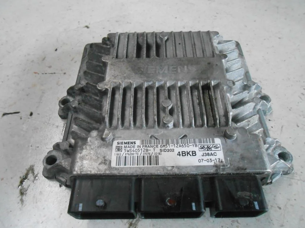 Блок управления двигателем Ford Focus II 2005-2008 2007 1,8 Дизель