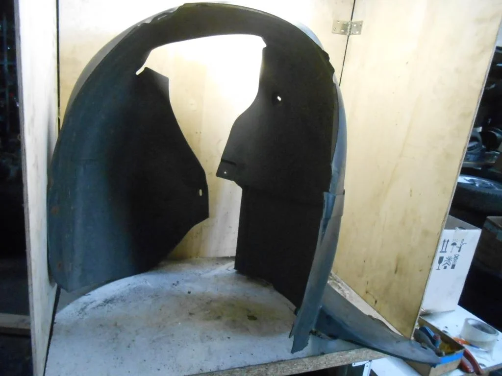 Защита арок передняя правая (подкрылок) Volkswagen Golf V (1K) 2004-2009 2004