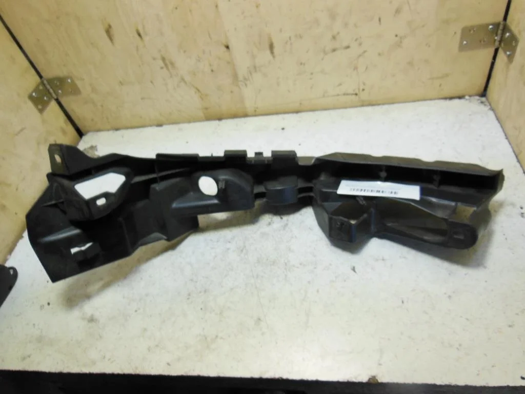 Кронштейн крепления бампера переднего Renault Scenic II (JM) 2003-2006 2006