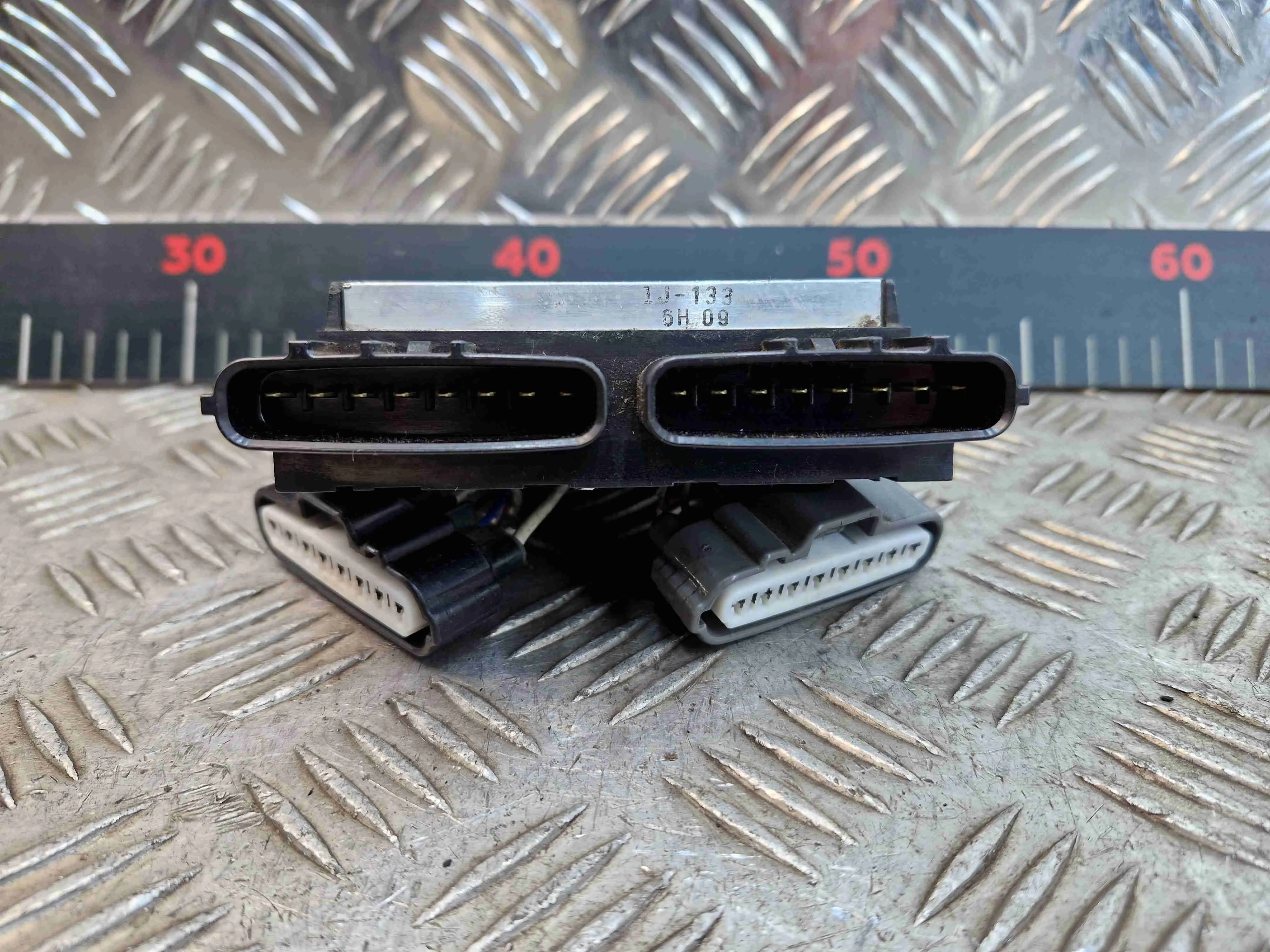 Блок управления форсунками Toyota Land Cruiser (J200) 2008-2012 2008 4,5