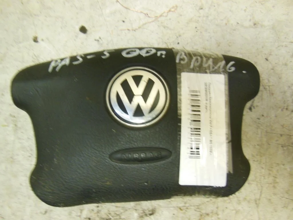Подушка безопасности водителя Volkswagen Passat B5 (3B) 1996-2000 1998
