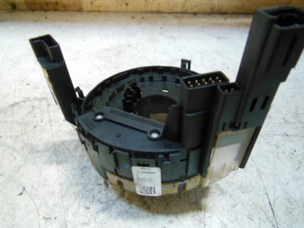 Шлейф руля Audi A4 B6 (8EC, 8E5) 2000-2006 2005 1,9 Дизель МКПП Седан
