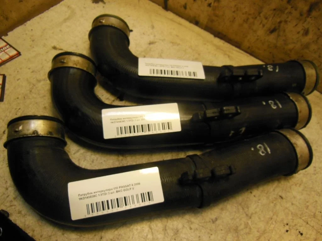 Патрубок интеркулера Volkswagen Passat B6 (3C) 2005-2010 2006 1,9 Дизель