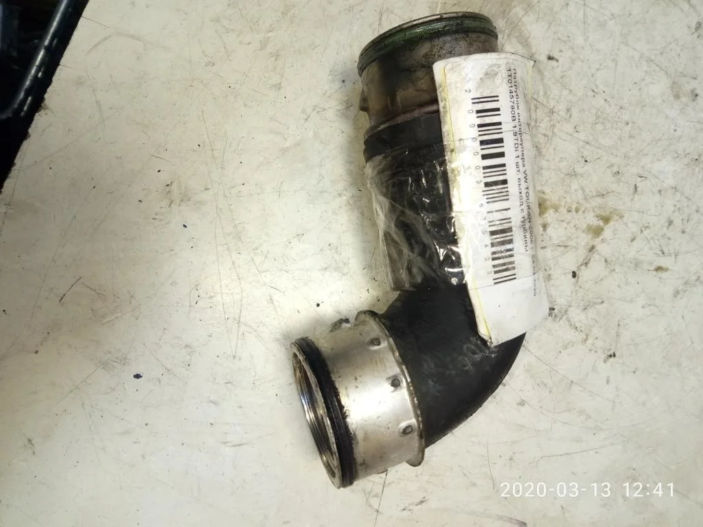 Патрубок интеркулера Volkswagen Touran I (1T) 2003-2006 2006 1,9 Дизель