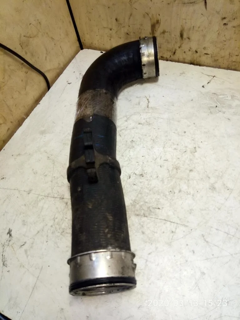 Патрубок интеркулера Volkswagen Passat B6 (3C) 2005-2010 2007 1,9 Дизель